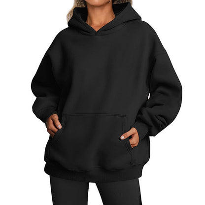 Women's hoodie with integrated pocket design and soft inner lining NOVAE