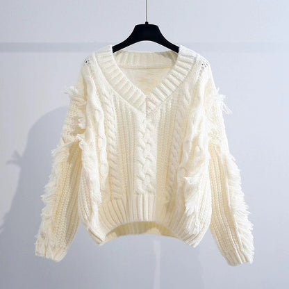 Women's Stylish Knit Sweater with Fringe and Cable Pattern NOVAE
