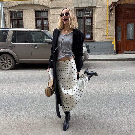 Women's fashionable midi skirt with elegant polka dot design and high slit NOVAE