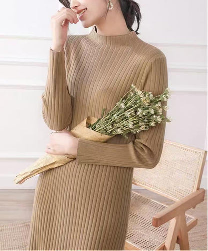 Women's knit dress with fine ribbing and high collar NOVAE