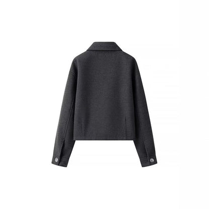 Women's casual cropped jacket with practical pockets and modern zipper NOVAE