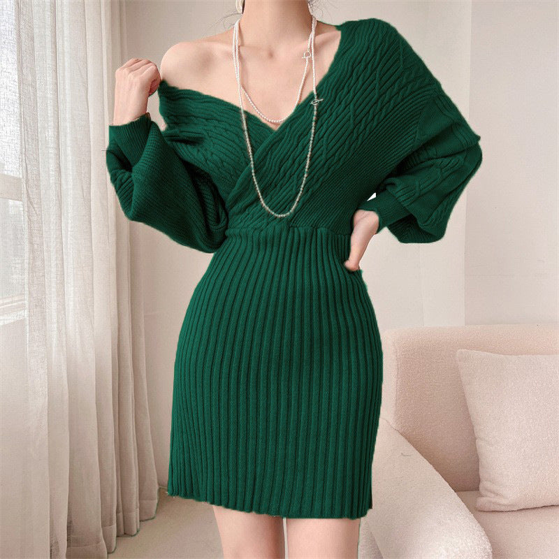 Women's Elegant Knit Dress with V-Neck and Textured Top NOVAE