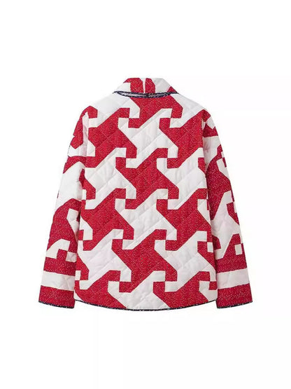 Women's quilted throw jacket with modern graphic design and generous pockets NOVAE