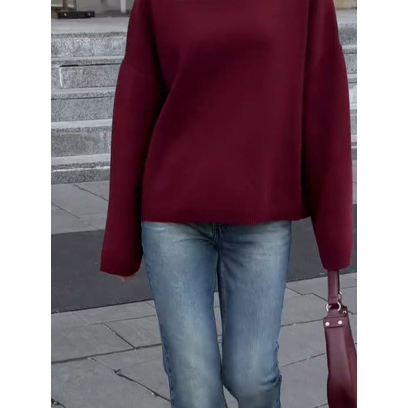 Women's fashionable oversized sweater with a relaxed fit and soft material NOVAE