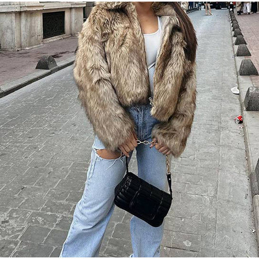 Women's cozy teddy jacket with a fashionable cut NOVAE