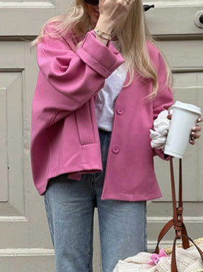 Women's casual oversized jacket with practical buttons and a wide cut NOVAE