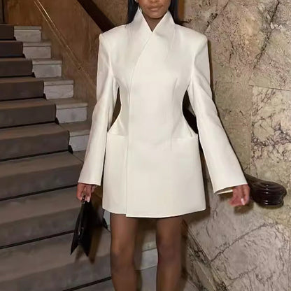 Women's Elegant Blazer Jacket with Refined Details NOVAE