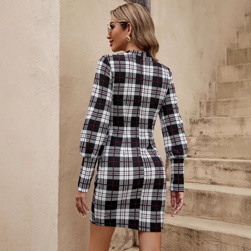 Women's figure-hugging plaid dress with high neckline and puff sleeves NOVAE
