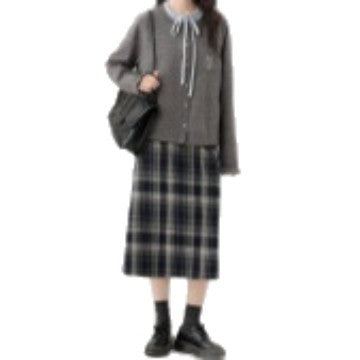 Women's cardigan with decorative buttons and high-quality embroidery NOVAE