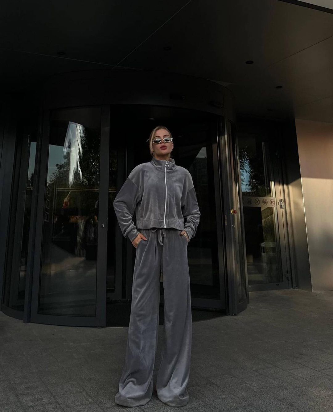 Women's velor jogging suit NOVAE