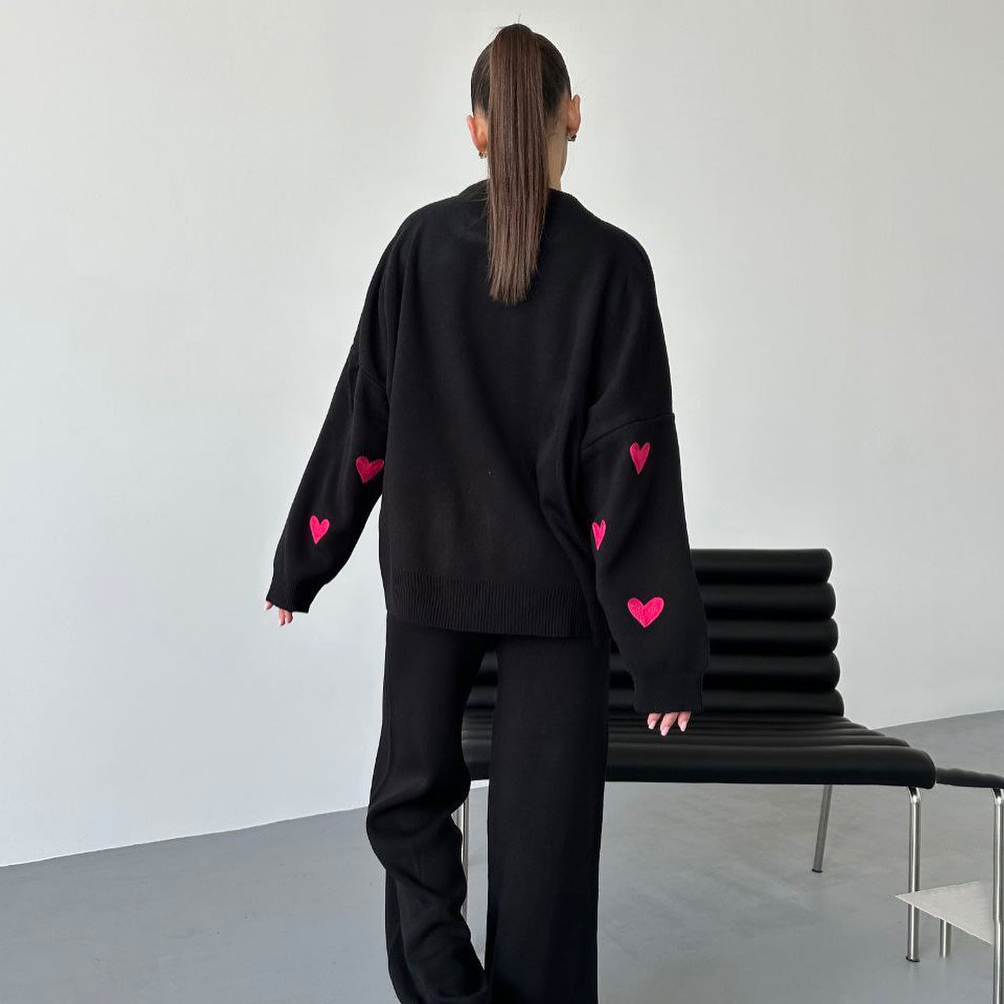 Women's casual knit sweater with heart motifs NOVAE