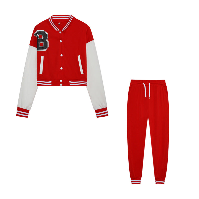 Women's sporty set consisting of a cropped jacket and jogging pants NOVAE