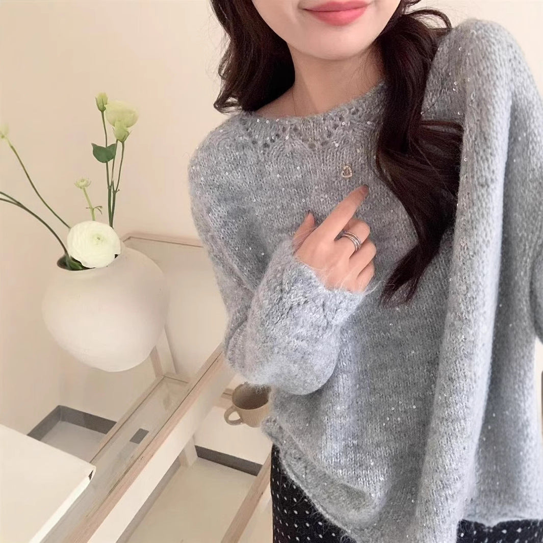 Women's fluffy knit sweater with shimmering accents and a relaxed fit NOVAE
