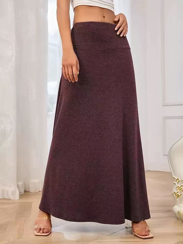 Women's maxi skirt made of soft stretch material with a high waistband NOVAE