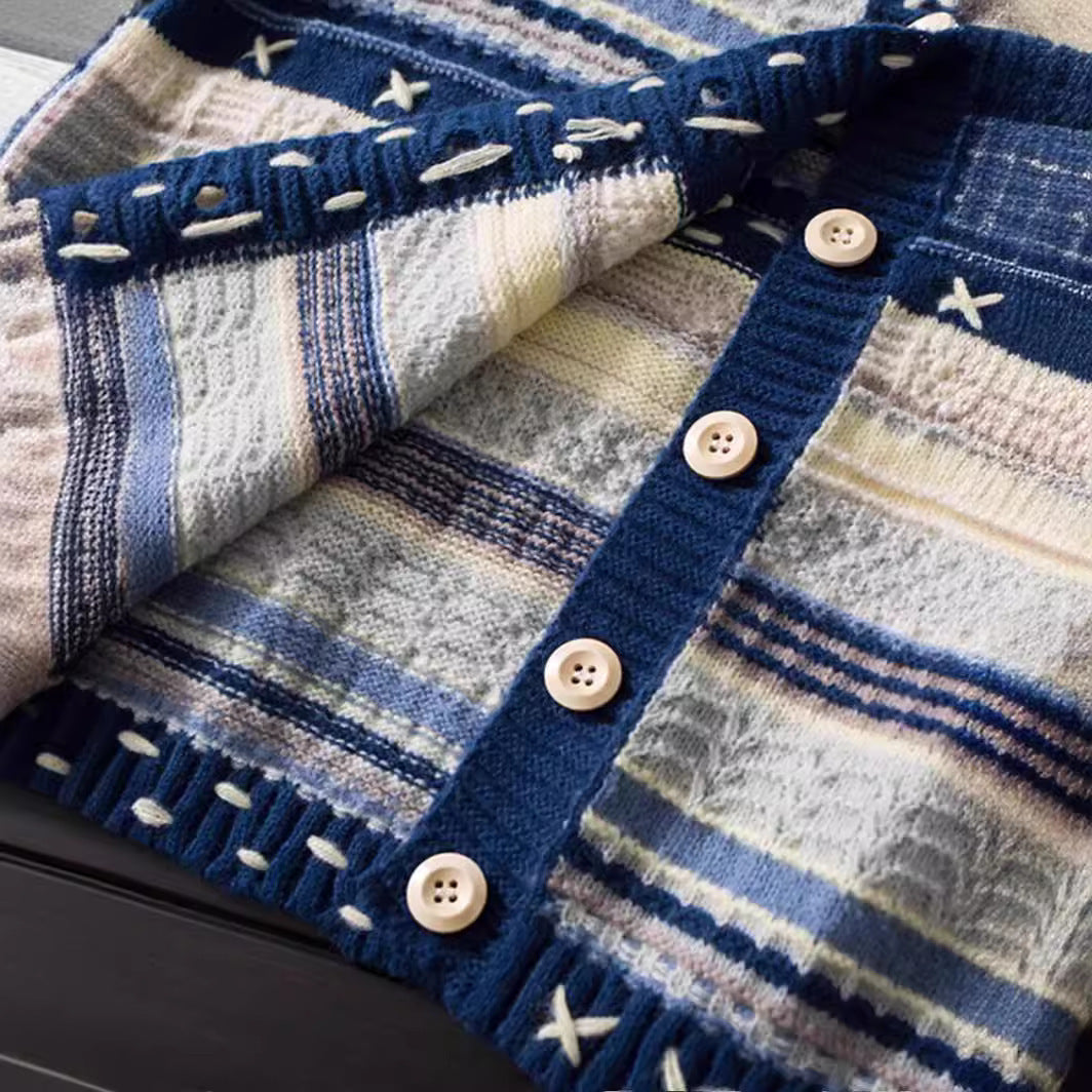 Women's Patterned Knit Cardigan with Decorative Buttons and Deep Pockets NOVAE