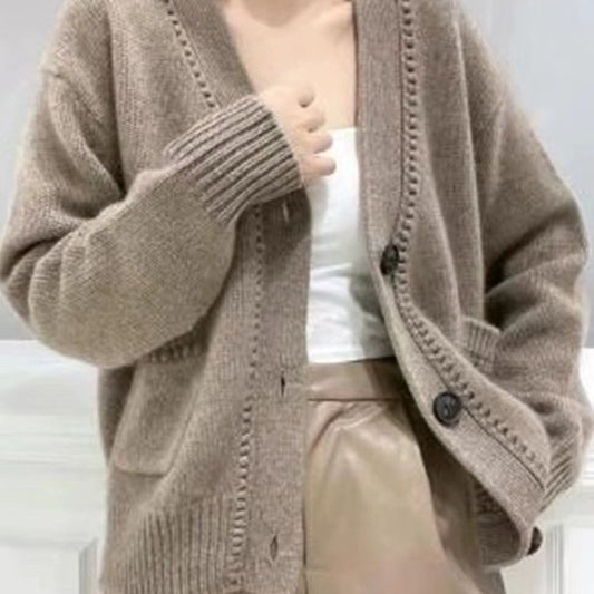 Women's cardigan in a casual oversized style NOVAE
