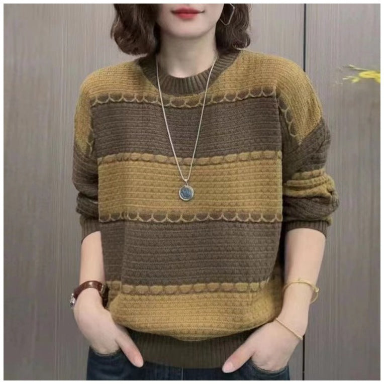 Women's knitted sweater with a structured design and relaxed fit NOVAE
