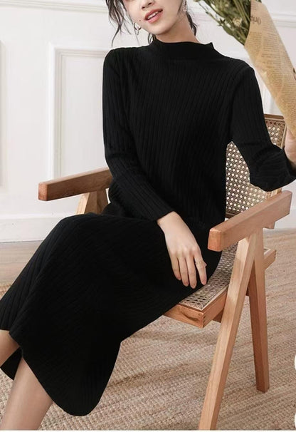 Women's knit dress with fine ribbing and high collar NOVAE