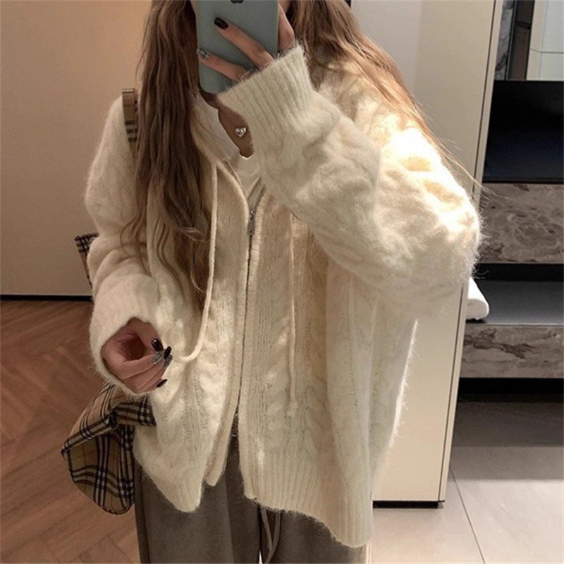 Women's cozy cardigan with wide sleeves and fine texture NOVAE