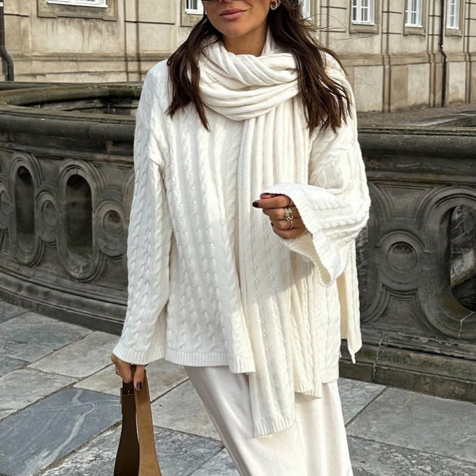 Women's Oversized Knit Sweater with Scarf NOVAE