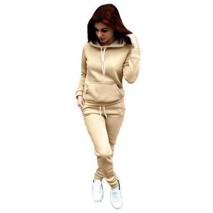 Women's tracksuit with a relaxed fit and practical pockets NOVAE