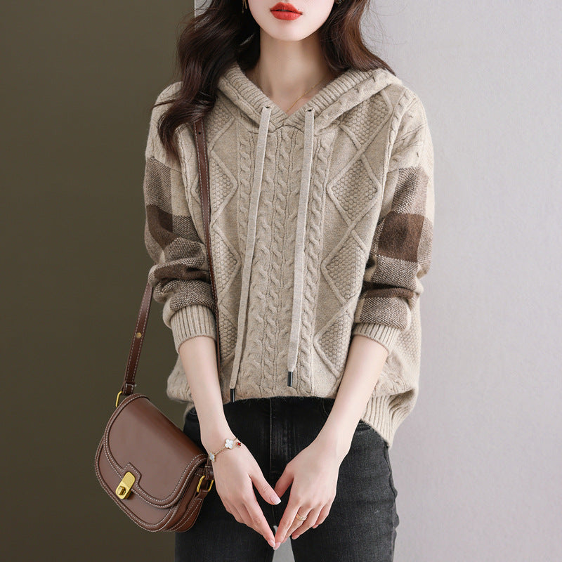 Women's knitted sweater with hood and fashionable check pattern NOVAE