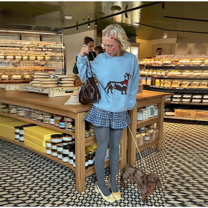 Women's sweatshirt with playful dog motif and ribbed sleeves NOVAE