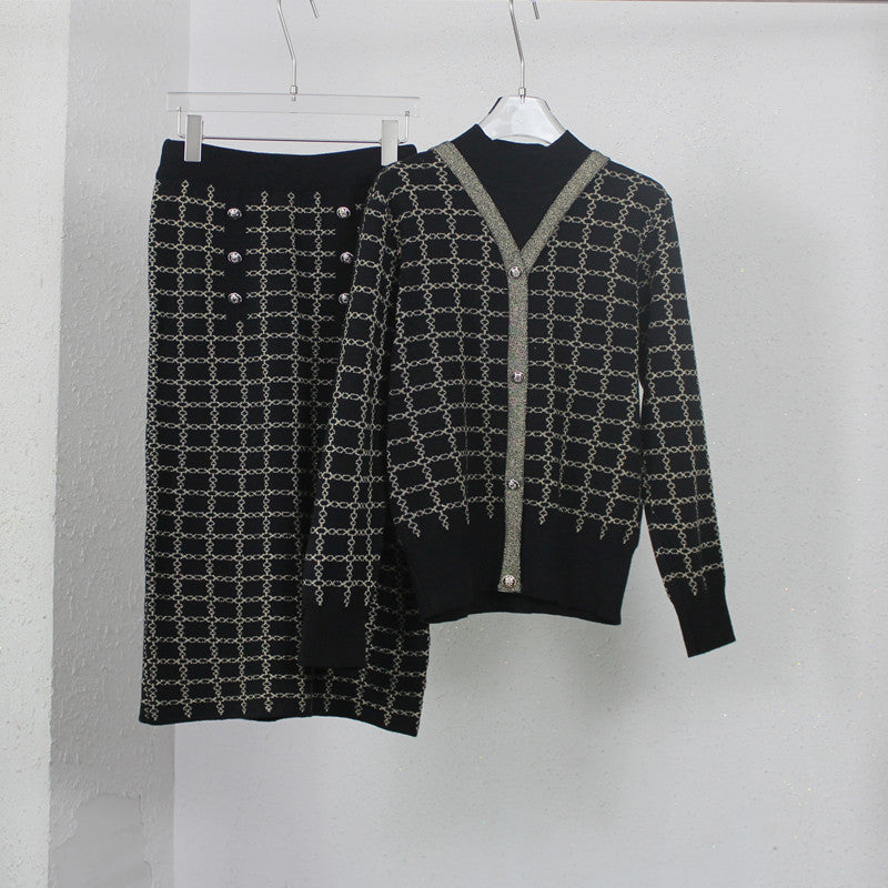 Women's knit ensemble with decorative buttons and elegant V-neck NOVAE