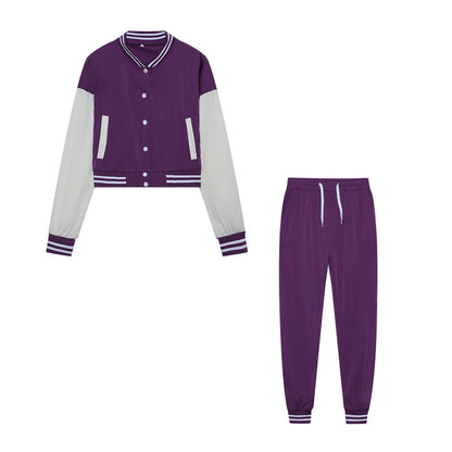 Women's sporty set with cropped jacket and jogging pants in a modern look NOVAE