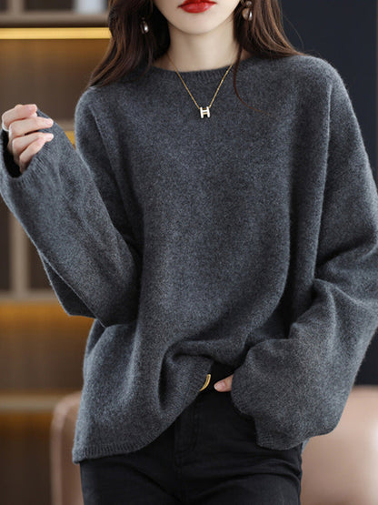 Women's soft knit sweater with a relaxed fit and casual V-neck NOVAE