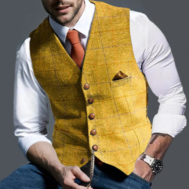 Men's stylish vest with elegant wooden buttons NOVAE