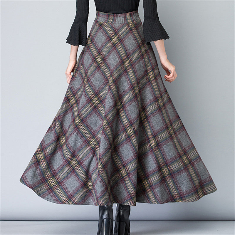 Women's floor-length plaid skirt made of high-quality wool blend NOVAE