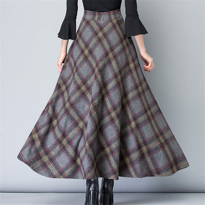 Women's floor-length plaid skirt made of high-quality wool blend NOVAE