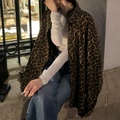 Women's oversized shirt jacket in fashionable leopard print NOVAE