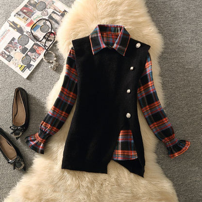 Women's knitted vest with elegant V-neck and button details NOVAE