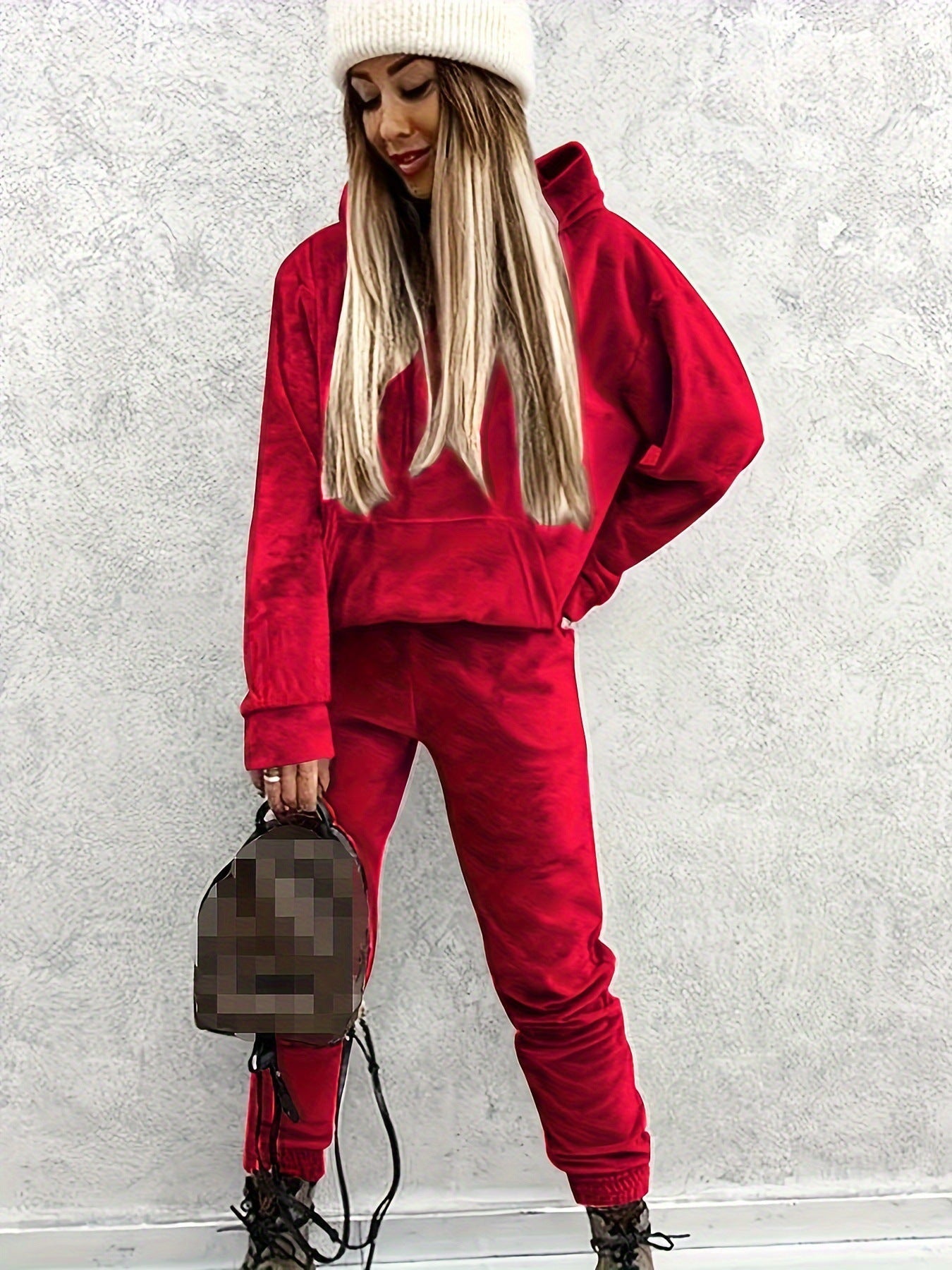 Women's sporty lounge set with hoodie and trousers NOVAE