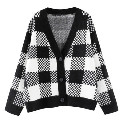 Women's chunky knit cardigan with contrasting check pattern and button details NOVAE