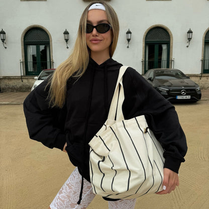 Women's fashionable hooded sweatshirt with kangaroo pocket and soft lining NOVAE