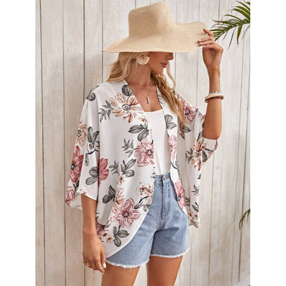 Women's fashionable kimono with floral design and wide sleeves NOVAE