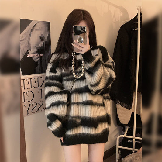 Women's chunky knit sweater with a modern block stripe pattern and relaxed fit NOVAE