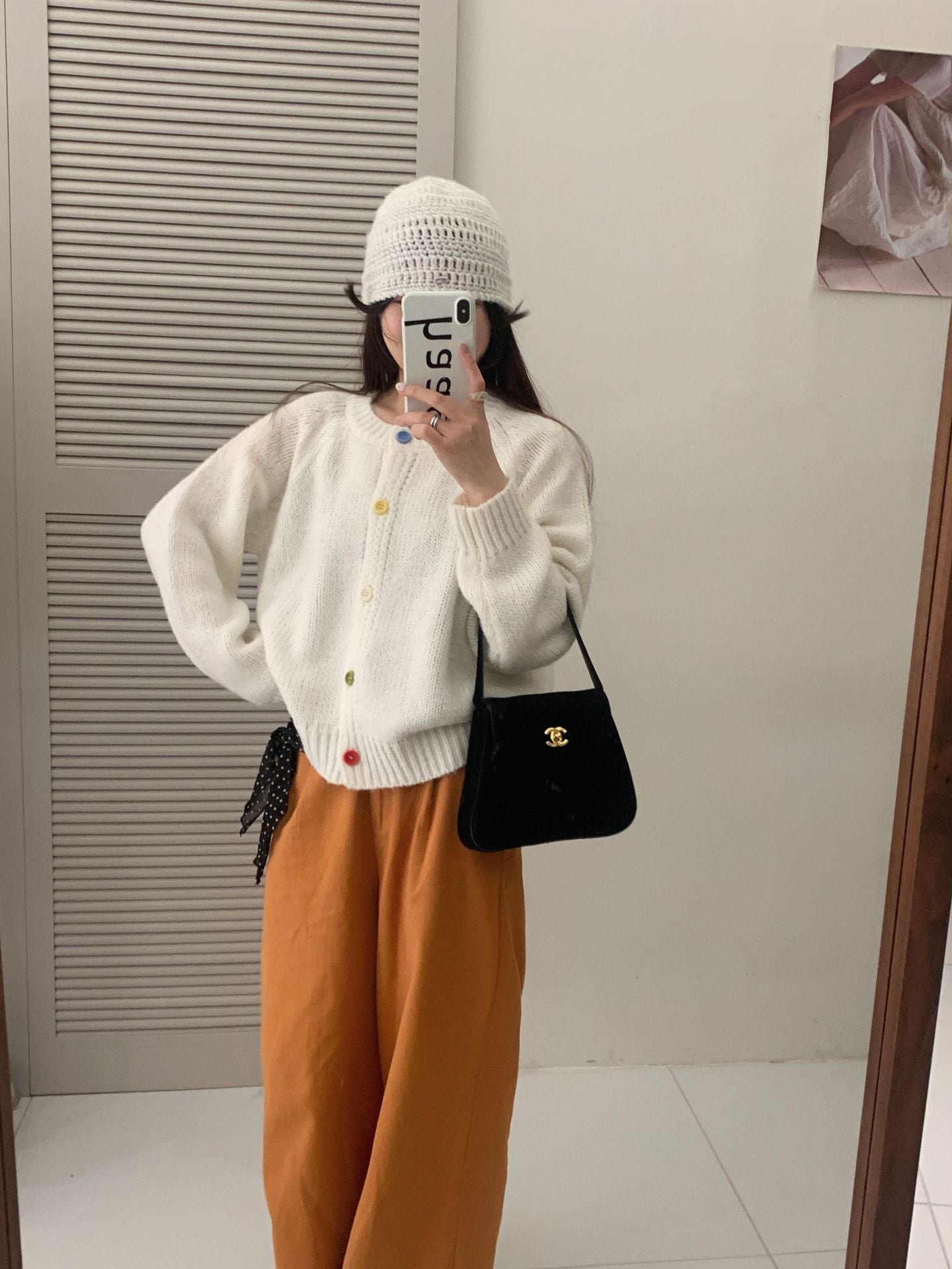 Women's Cozy Cardigan with Colorful Buttons and a Relaxed Fit NOVAE