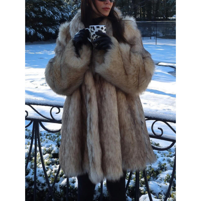 Women's luxurious faux fur coat with wide lapels and side pockets NOVAE