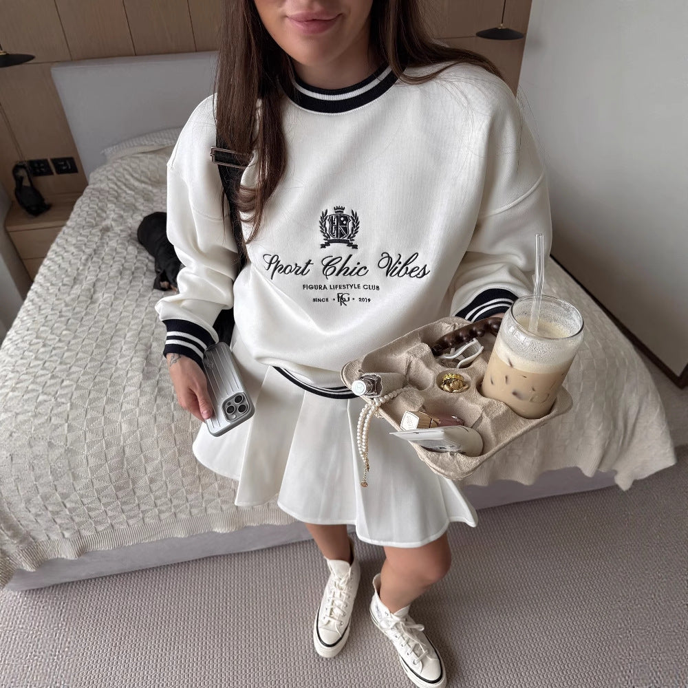 Women's sweatshirt with sporty chic and contrasting details NOVAE