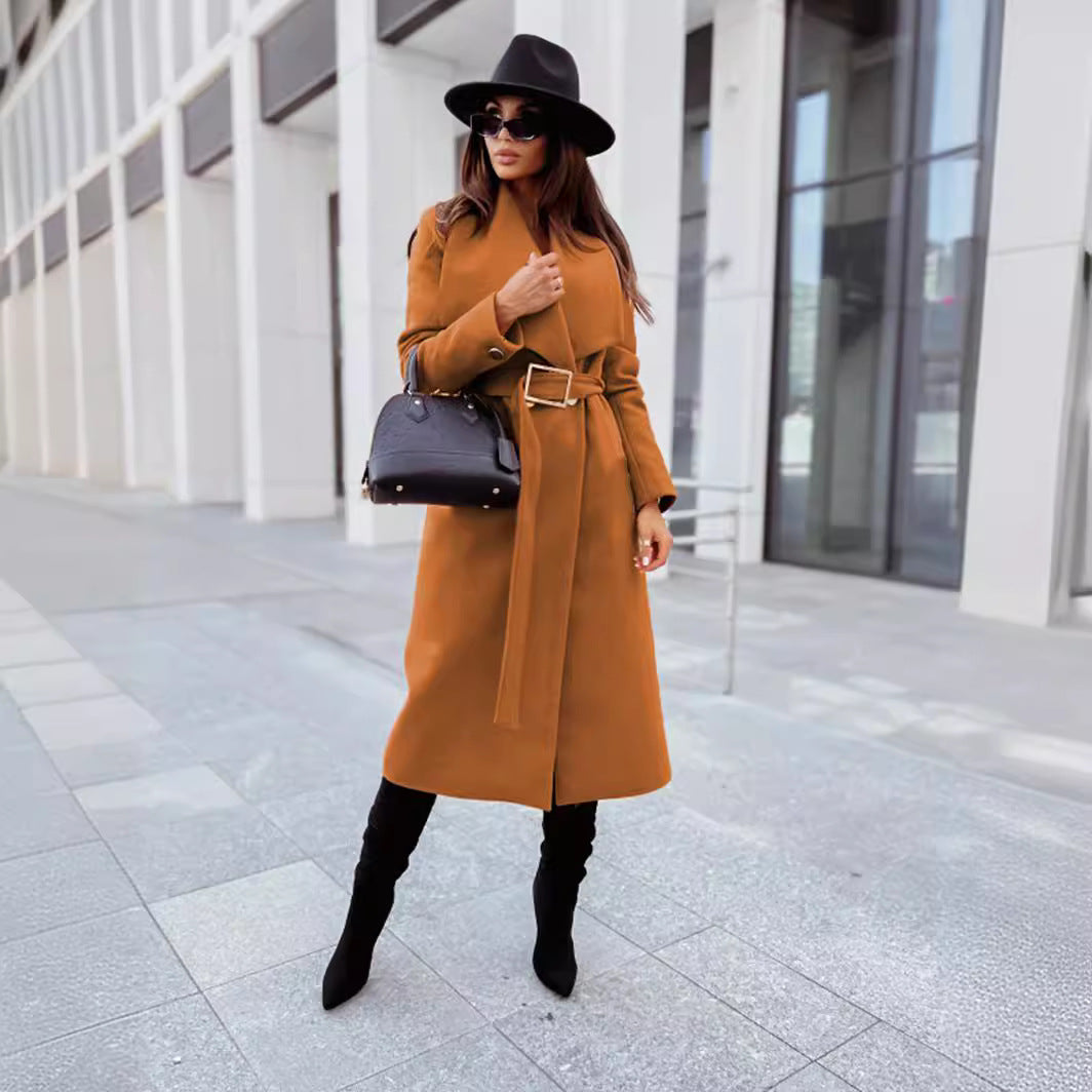 Women's elegant trench coat with wide lapels and adjustable belt NOVAE