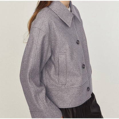 Women's fashionable oversized jacket with innovative collar NOVAE