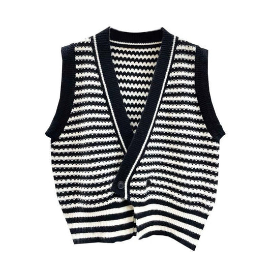 Women's knitted vest with V-neck and contrasting pattern NOVAE