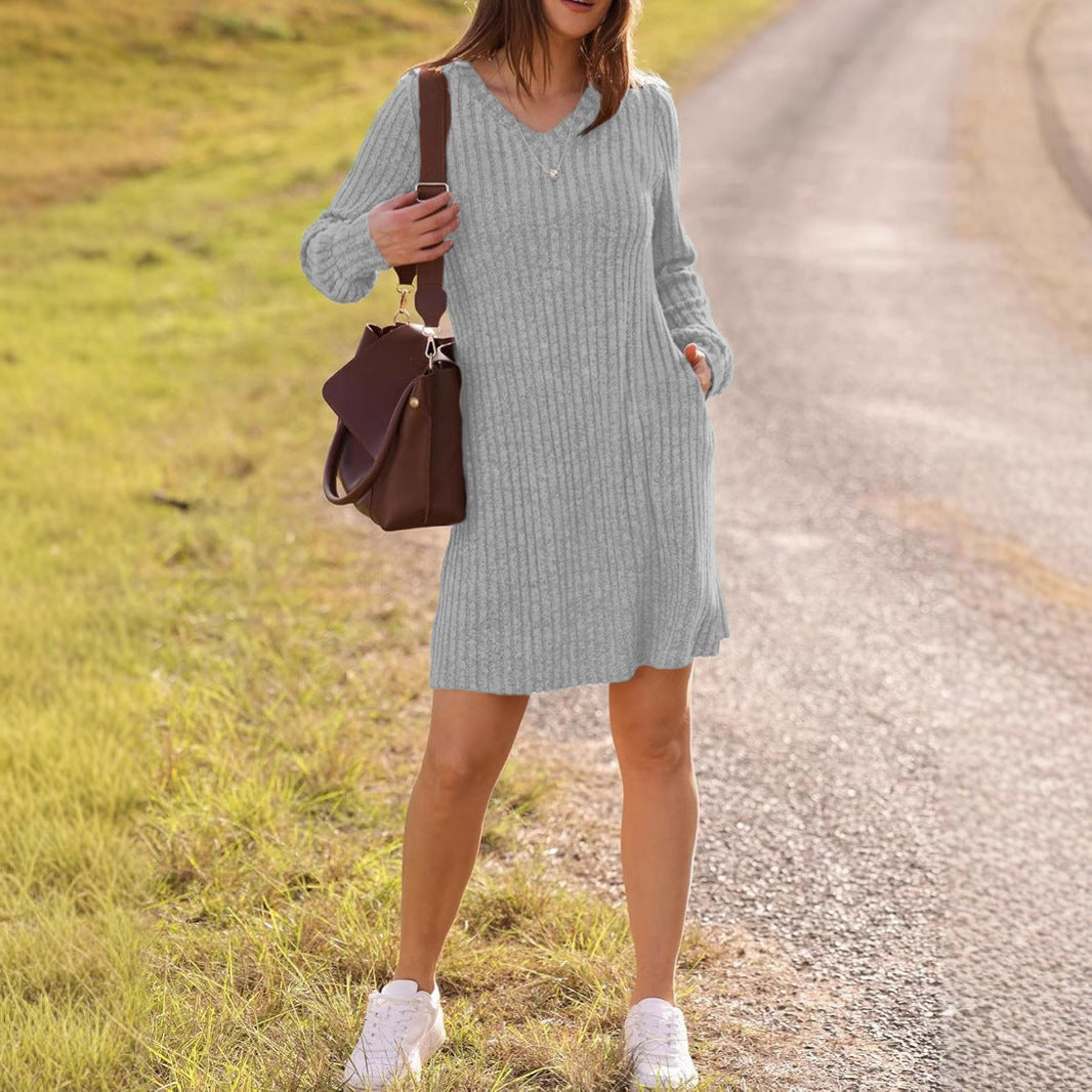 Women's casual dress with vertical structure and practical pockets NOVAE