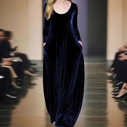 Women's maxi dress in velvety material with practical pockets NOVAE