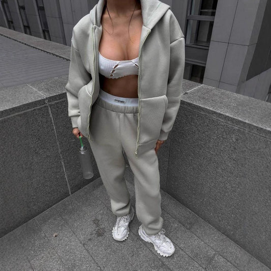 Women's sporty set consisting of a hooded jacket and jogging pants NOVAE