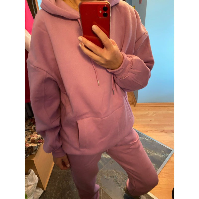 Women's leisure loungewear set with cozy hoodie and comfortable jogging pants NOVAE